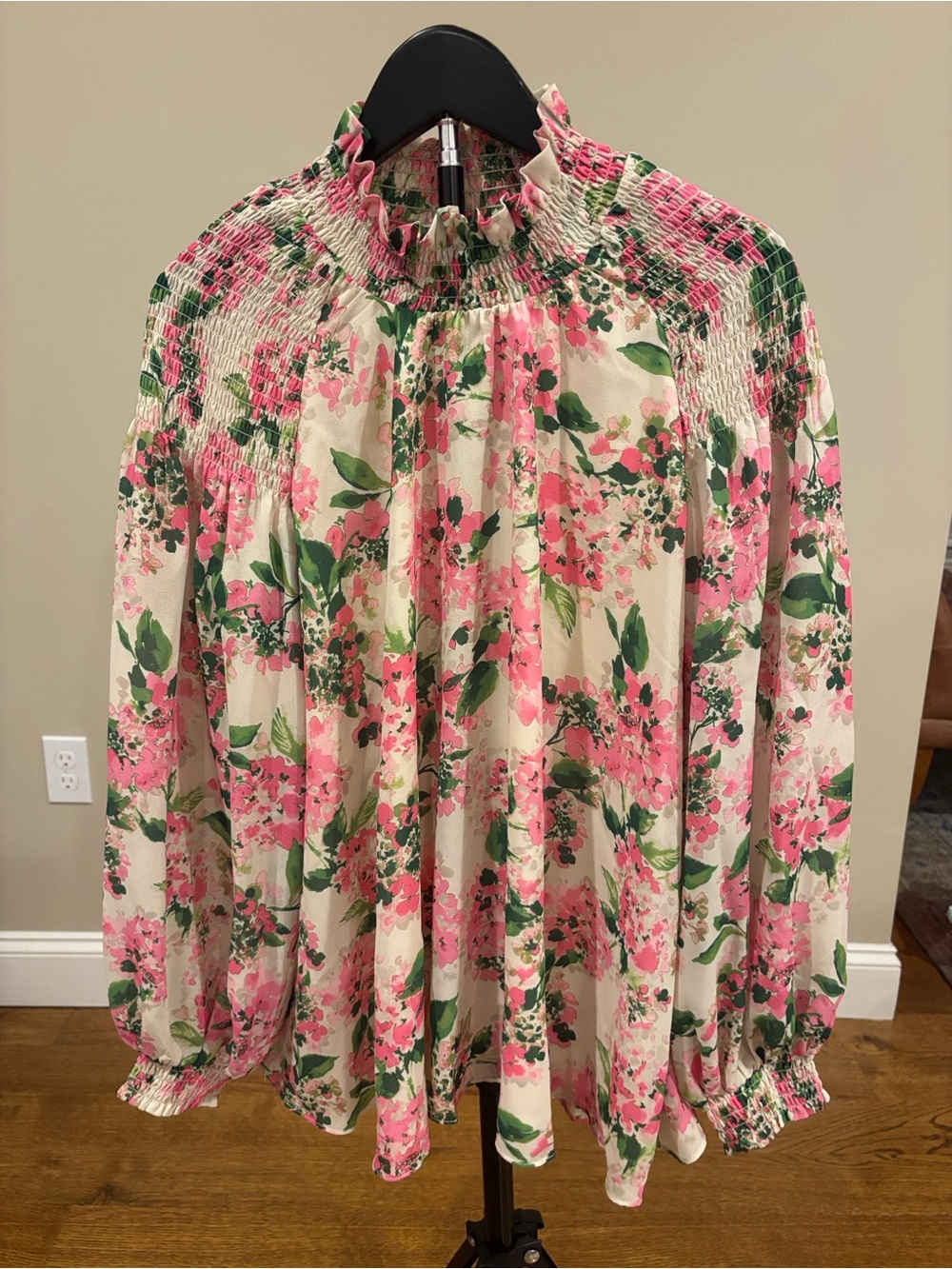 Tuckernuck Gossamer Lydia hydrangea blouse